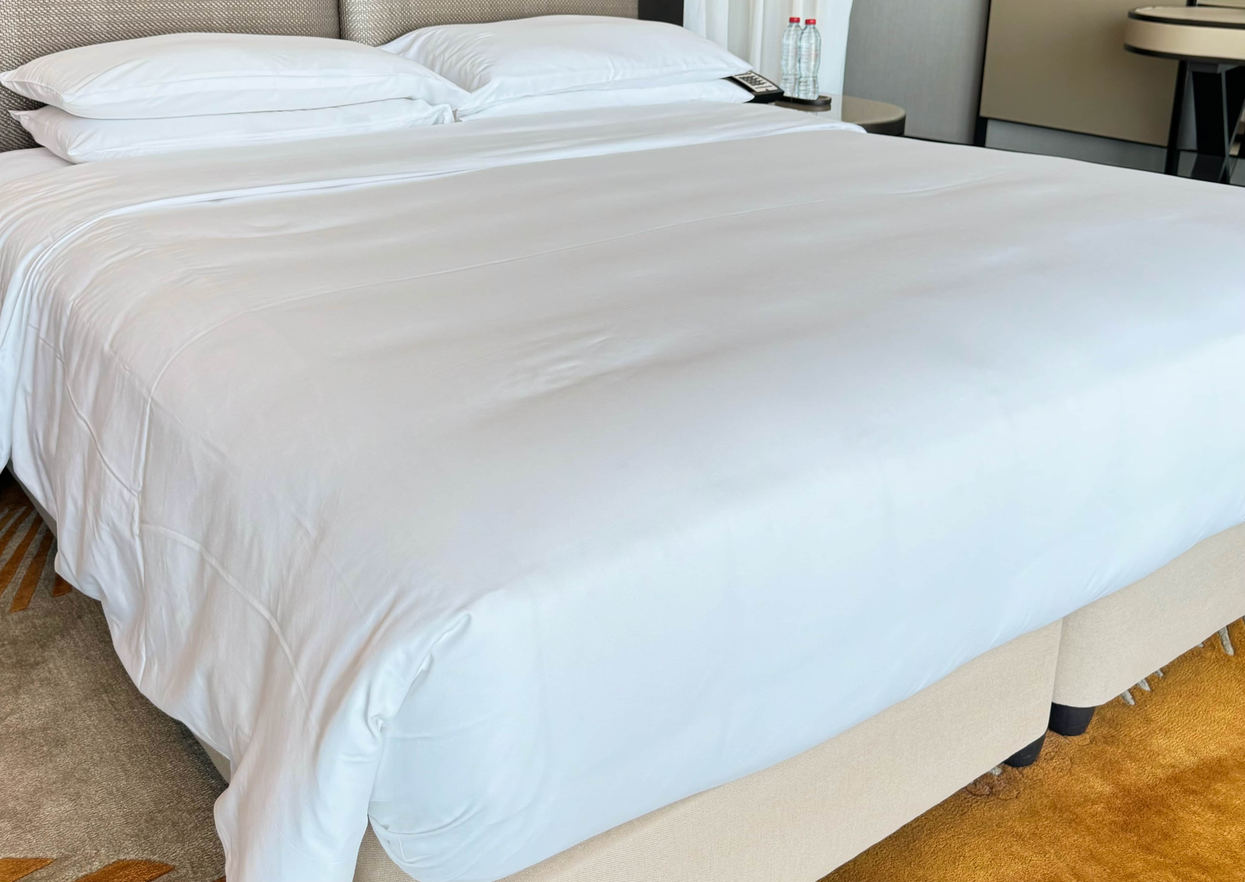 quality bedding product image
